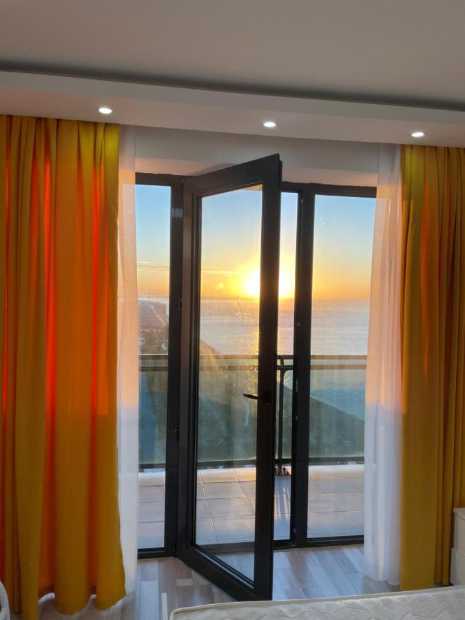 Sea View Apartments Orbi Beach Tower Batum Dış mekan fotoğraf